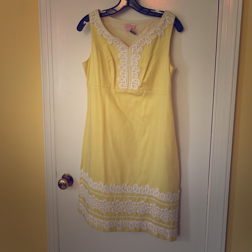 Lily Pulitzer yellow size 6 dress.